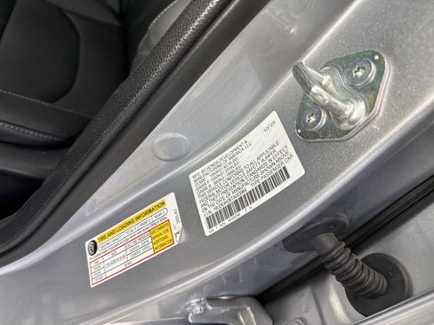 Used 2026 Acura Integra A-Spec FWD image 38