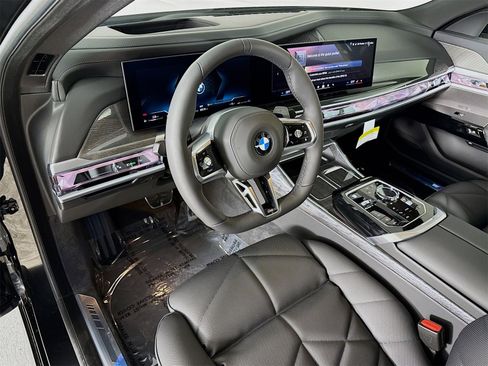 New 2026 BMW 740i w/ Premium Package image 9