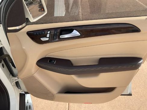 Used 2017 Mercedes-Benz GLS 450 4MATIC w/ Premium Package image 20