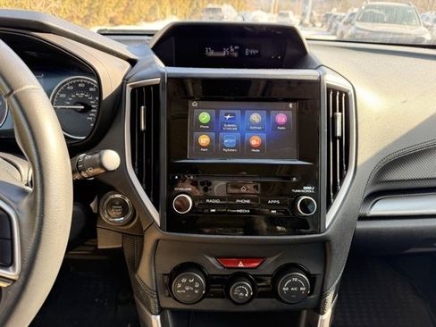 Used 2023 Subaru Forester Premium image 25