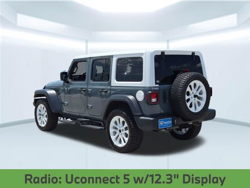 Used 2024 Jeep Wrangler Unlimited Sport AWD/4WD image 4