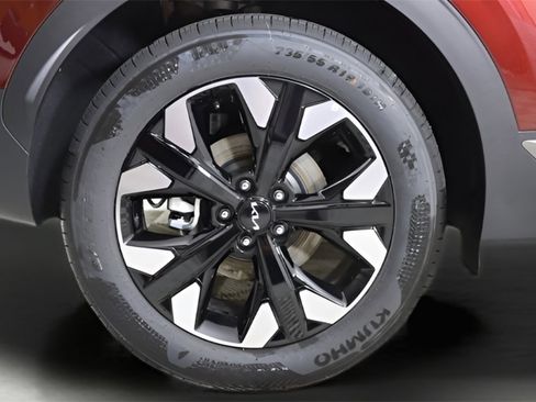 Used 2024 Kia Sportage X-Line w/ X-Line Premium Package image 9