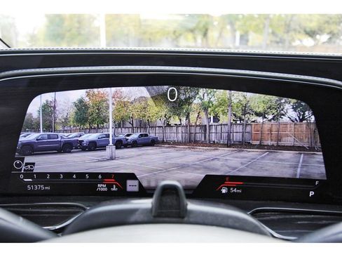 Used 2023 Cadillac Escalade ESV V image 7