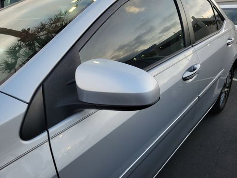 Used 2017 Toyota Corolla XLE image 5