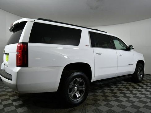 Used 2019 Chevrolet Suburban LT image 11