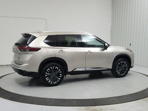 Used 2026 Nissan Rogue Platinum w/ Platinum Premium Package AWD/4WD image 7