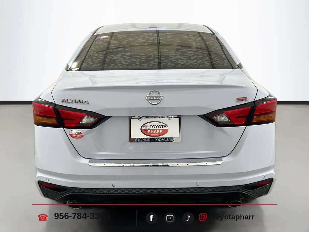 Used 2023 Nissan Altima 2.5 SR FWD image 6