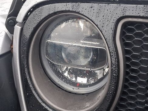 Used 2020 Jeep Wrangler Unlimited Rubicon w/ Quick Order Package 28Y Recon image 9