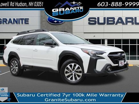 Certified 2025 Subaru Outback Premium AWD/4WD image 1