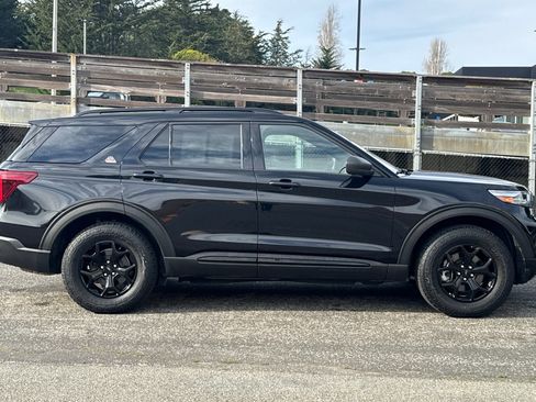 Certified 2021 Ford Explorer Timberline image 3