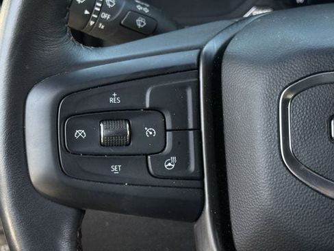 Used 2022 GMC Sierra 1500 AT4 w/ AT4 Preferred Package AWD/4WD image 14