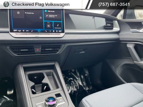 New 2026 Volkswagen Tiguan SE R-Line image 30