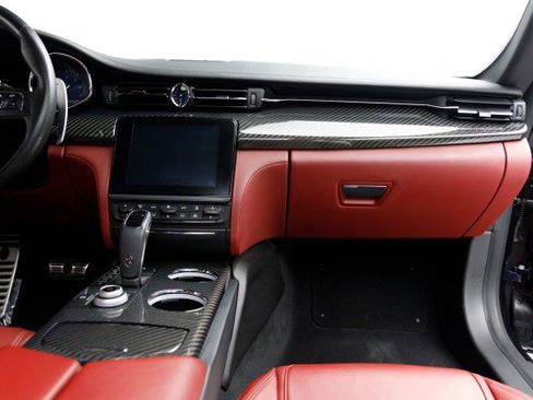 Used 2020 Maserati Quattroporte S GranSport image 24