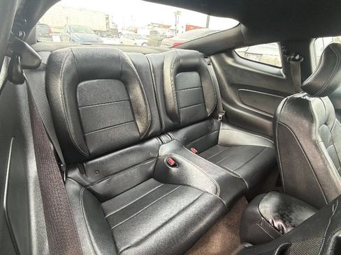 Used 2015 Ford Mustang Premium image 11