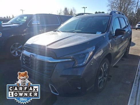 Used 2024 Subaru Ascent Touring image 1