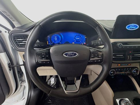 Used 2021 Ford Escape SEL w/ Technology Package FWD image 13