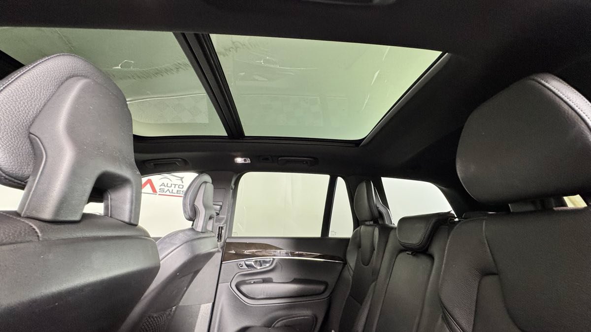 Used 2018 Volvo XC90 T6 Momentum w/ Convenience Package AWD/4WD image 37