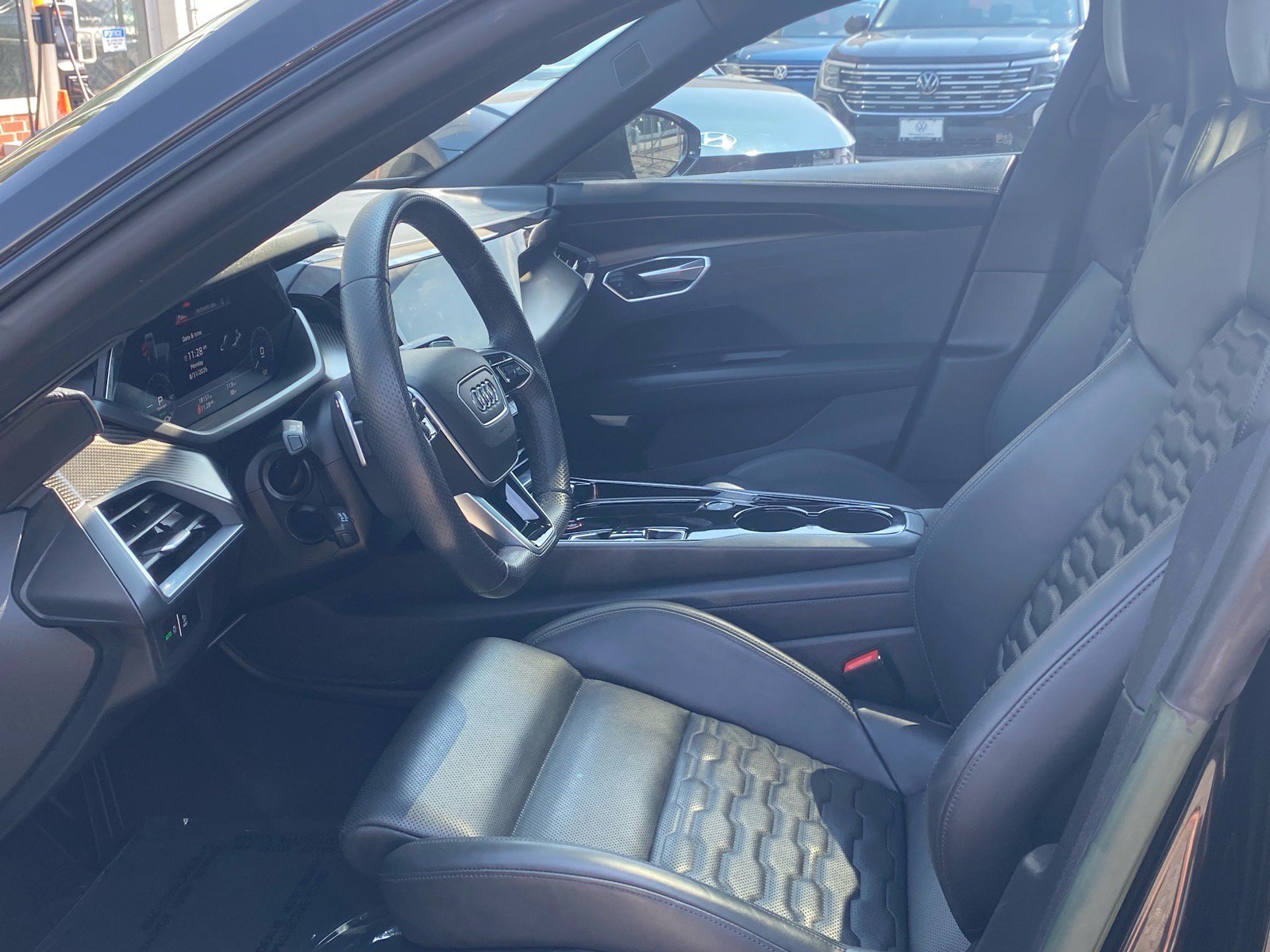 Used 2022 Audi e-tron GT Prestige w/ Prestige Package AWD/4WD image 12