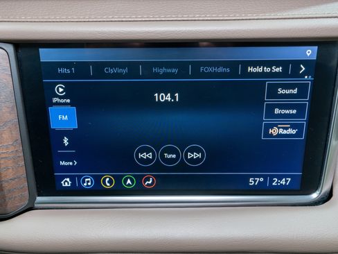 Used 2021 GMC Yukon Denali w/ Denali Premium Package image 21