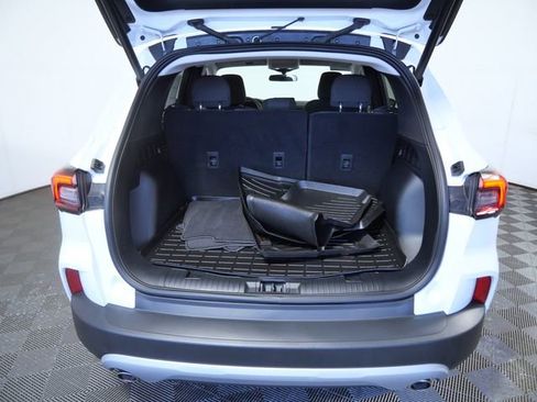 Certified 2025 Ford Escape Active w/ Cold Weather Package AWD/4WD image 9