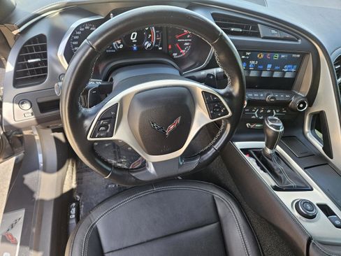 Used 2017 Chevrolet Corvette Stingray Coupe w/ 1LT image 20