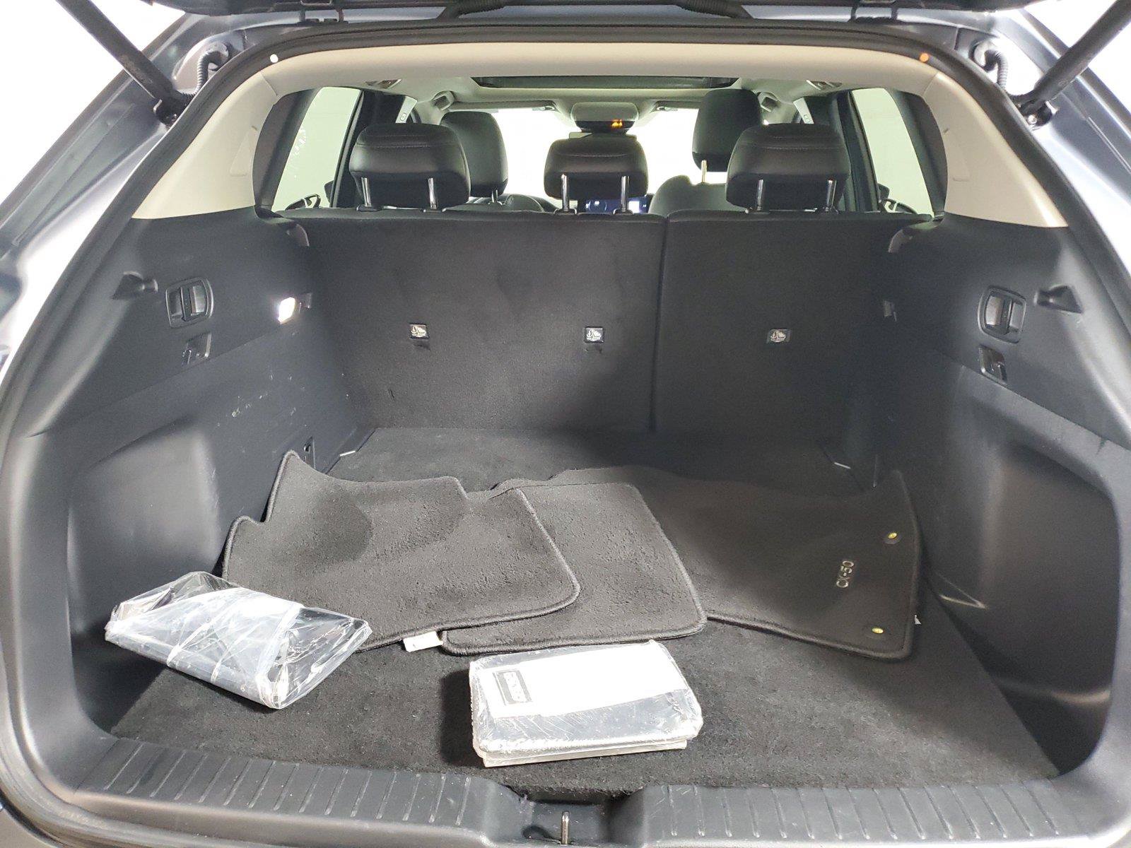 Used 2025 MAZDA CX-50 AWD 2.5 S w/ Premium Plus Pkg image 6