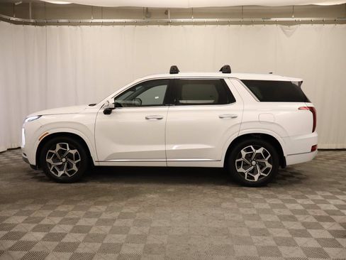 Used 2021 Hyundai Palisade Calligraphy w/ Cargo Package FWD image 2
