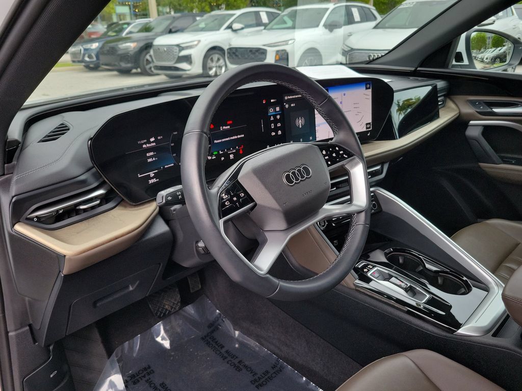 Certified 2025 Audi Q5 Premium w/ Convenience Package AWD/4WD image 7