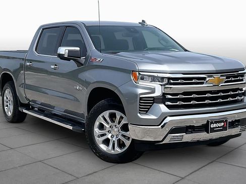 Used 2024 Chevrolet Silverado 1500 LTZ w/ Z71 Off-Road Package AWD/4WD image 3