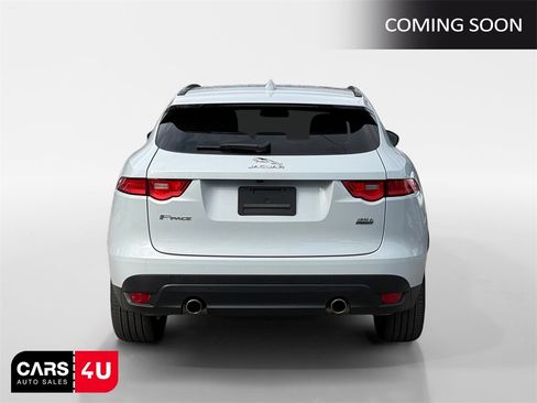 Used 2018 Jaguar F-PACE Prestige image 6