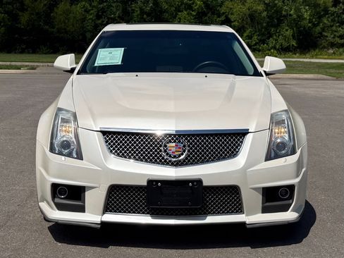 Used 2011 Cadillac CTS V RWD image 6
