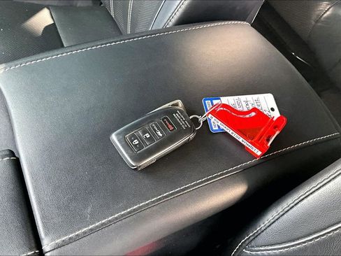 Used 2018 Lexus RX 350L 350L image 34