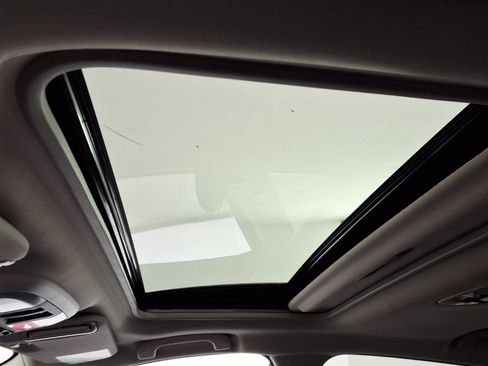 New 2026 Subaru Crosstrek 2.5i Limited image 8