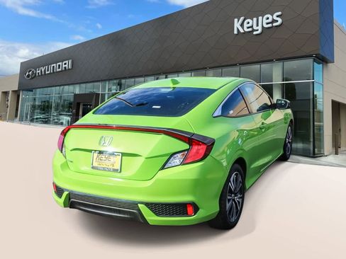 Used 2017 Honda Civic EX-T image 4