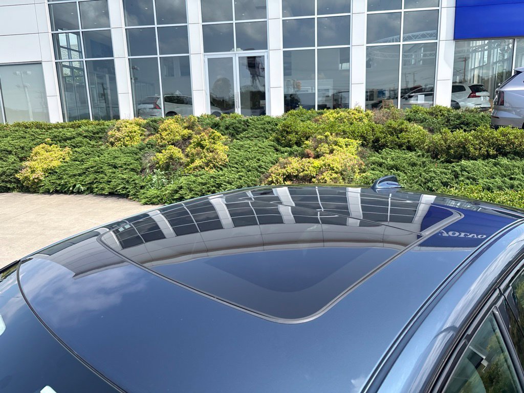 Certified 2023 Volvo S60 B5 Plus w/ Climate Package FWD image 10