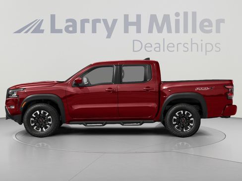 Used 2023 Nissan Frontier PRO-4X w/ Pro Convenience Package AWD/4WD image 3