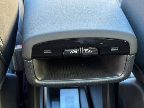 New 2025 Volvo EX30 Plus w/ Protection Package Premier image 13