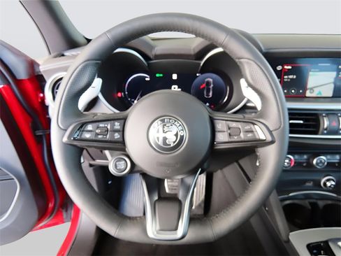 New 2025 Alfa Romeo Stelvio Sprint image 28