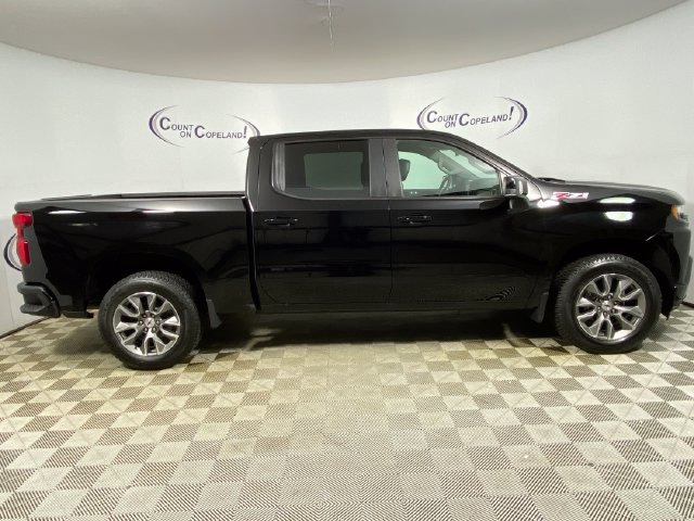 Used 2022 Chevrolet Silverado 1500 RST w/ Safety Package AWD/4WD image 7
