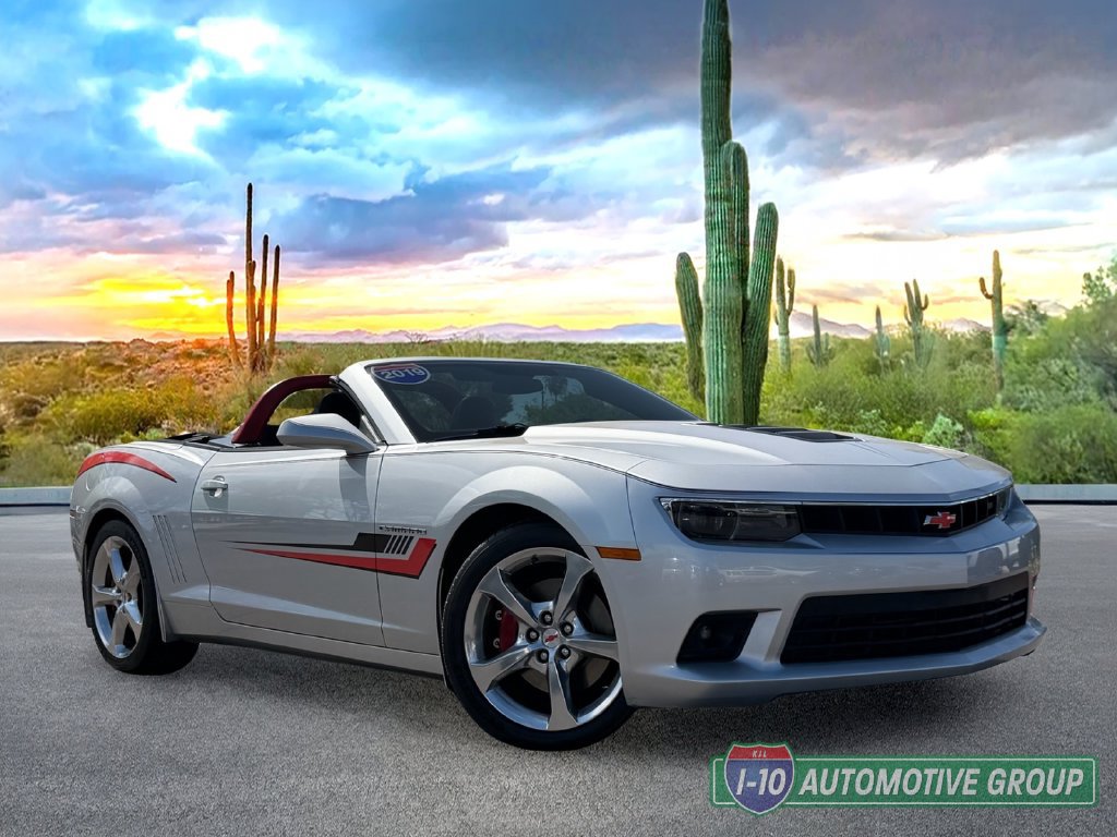 Used 2014 Chevrolet Camaro SS w/ RS Package RWD image 2