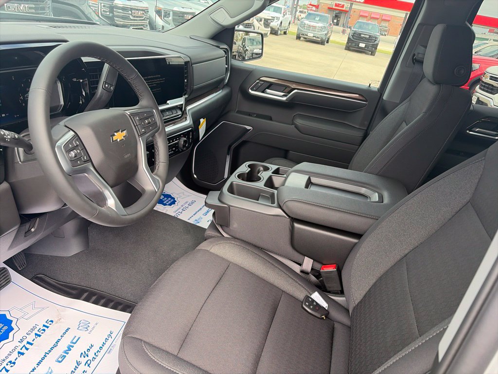 New 2026 Chevrolet Silverado 1500 LT AWD/4WD image 16
