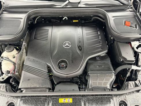 Certified 2026 Mercedes-Benz GLS 450 4MATIC image 28