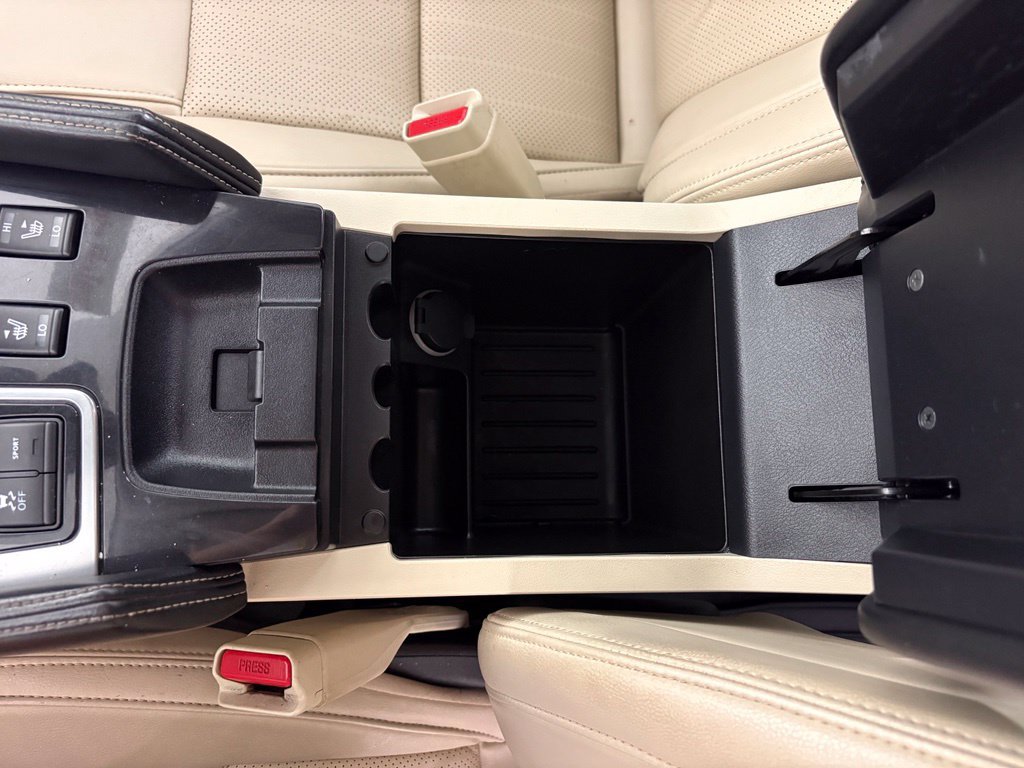 Used 2022 Nissan Maxima SV w/ Floor Mat Group FWD image 32