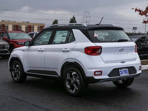 New 2026 Hyundai Venue SEL image 7