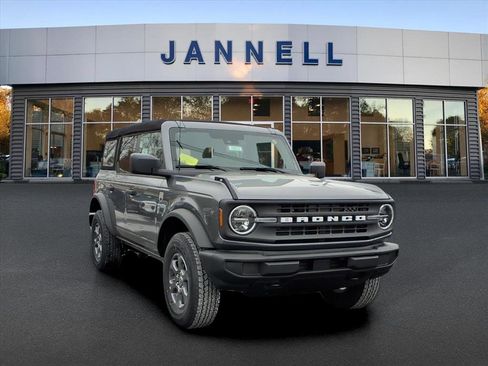 New 2025 Ford Bronco Big Bend image 3