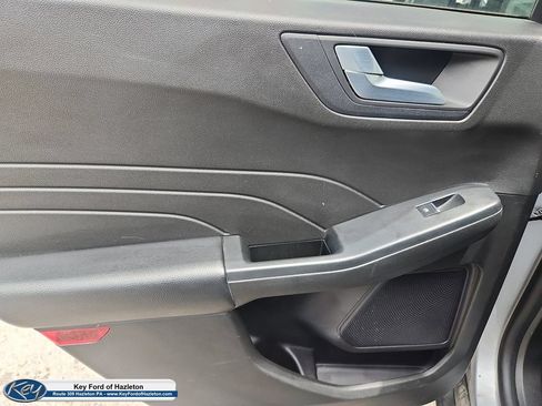 Used 2023 Ford Escape ST-Line AWD/4WD image 28