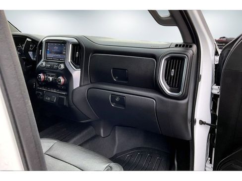 Used 2019 GMC Sierra 1500 SLT w/ X31 Off-Road Package image 26