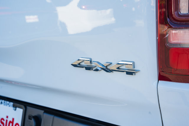 Used 2020 RAM 1500 Laramie AWD/4WD image 10