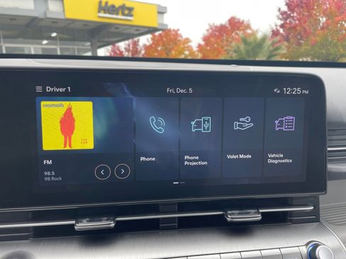 Used 2025 Hyundai Kona SEL image 21