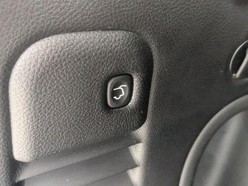 Used 2021 Jeep Grand Cherokee Laredo X RWD image 28